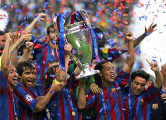 Henrik Larsson celebrates winning European Cup w Barcelona