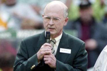 Fergus Flag Day mike