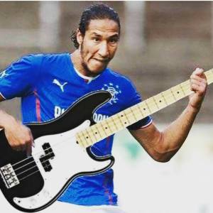 Moshni  Guitar  Don't's top b elieving